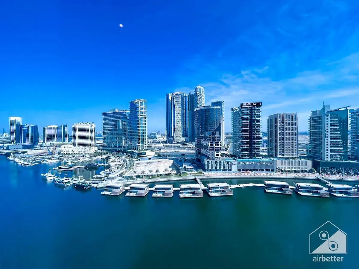 Apartamento Luxury Studio In Business Bay With Canal View Dubái