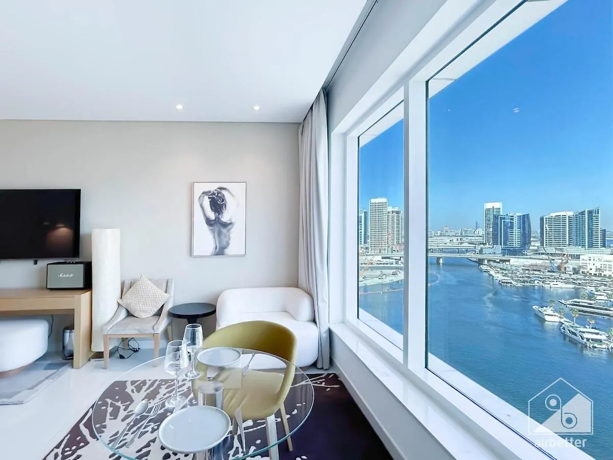 Apartamento Luxury Studio In Business Bay With Canal View Dubái Emiratos Árabes Unidos